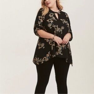 Torrid Floral Black Golden Roll Tab Sleeve Flowy Blouse 3X